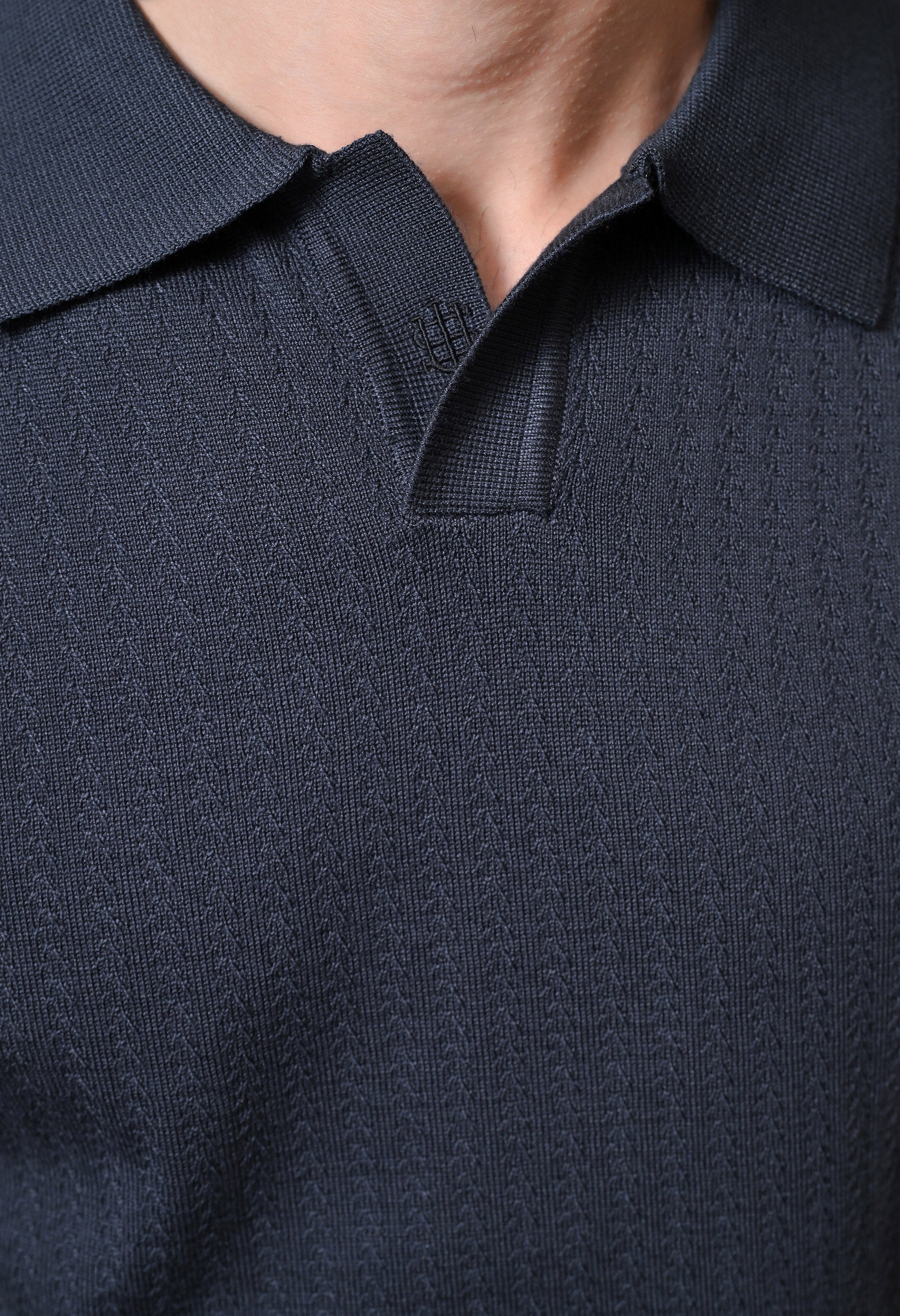 Textured Johnny collar Polo for Men